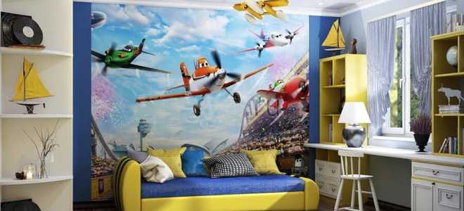 Поклейка детской комнаты обоями
