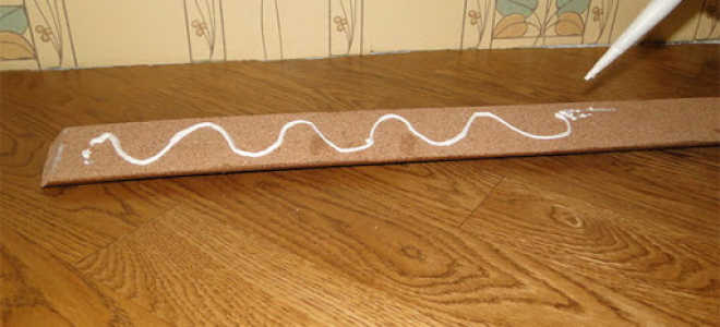 Когда клеить плинтуса до поклейки обоев или после